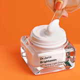 V7 Toning Light Cream